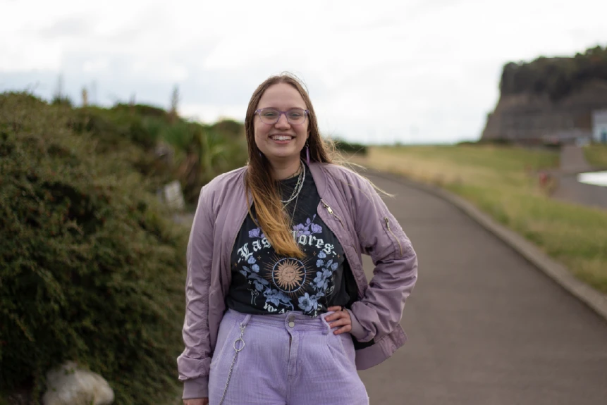 Awen posing for a photo shoot on the barrage in Cardiff Bay